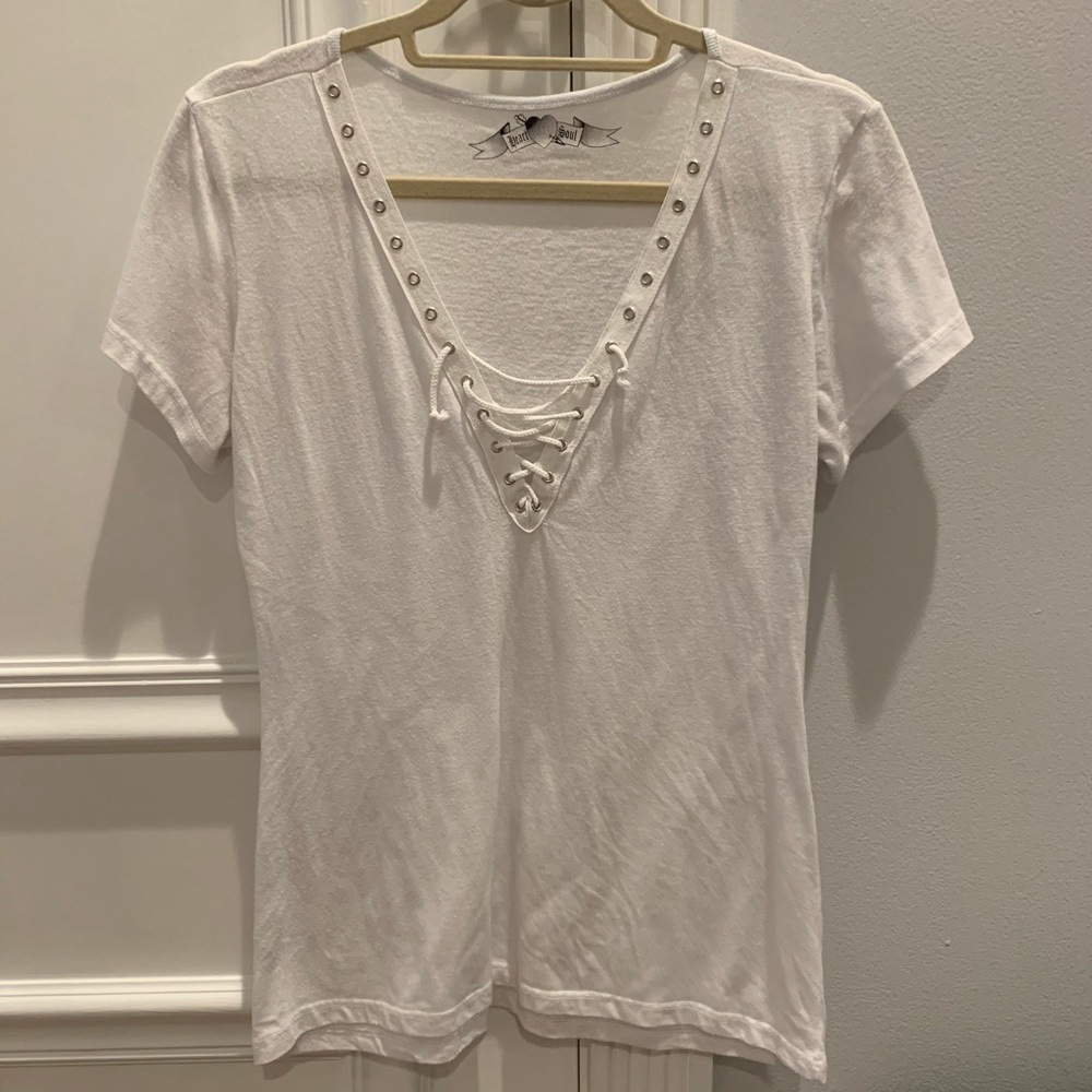 White lace up tee shirt